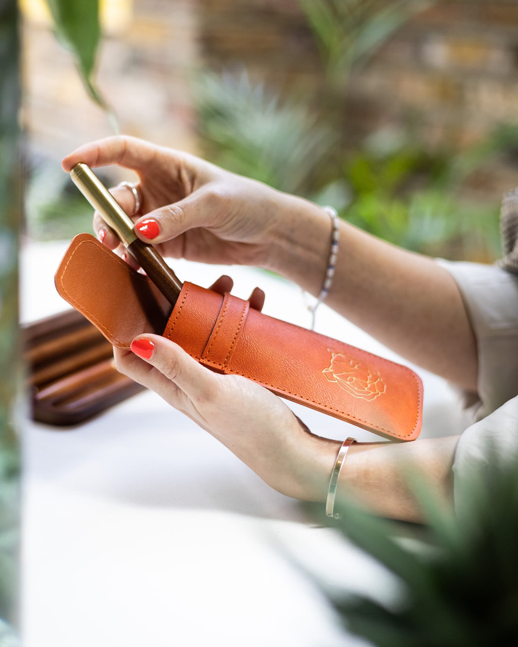Shooting Luxury Sustainable Stationary — 7D5A6770-scaled.jpg