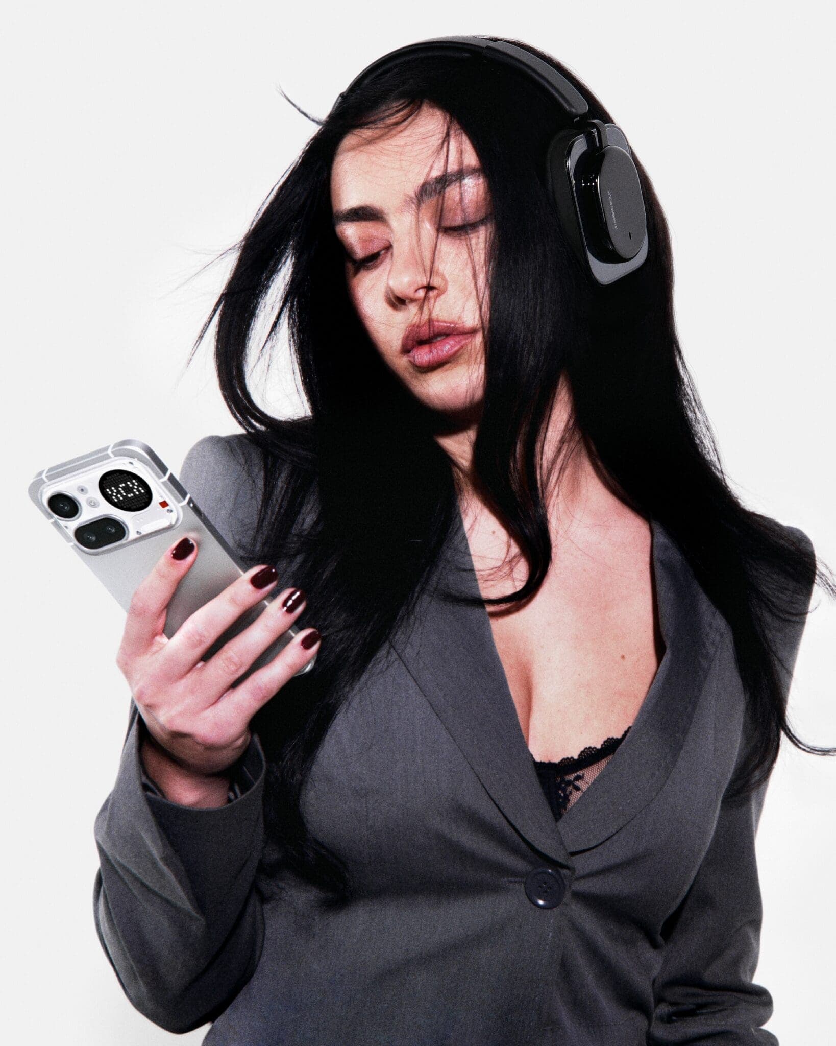 NOTHING CHARLI XCX AIDAN ZAMIRI FOR NOTHING 04 4x5 1 Scaled Bpeq8Tuftoqr5H5Nrq8KLaNpaeJmtF